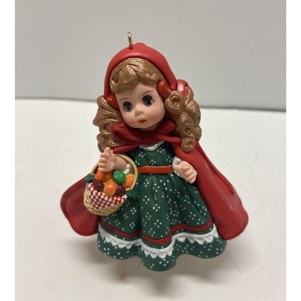 1991 Hallmark Keepsake Madame Alexander Little Red Riding Hood